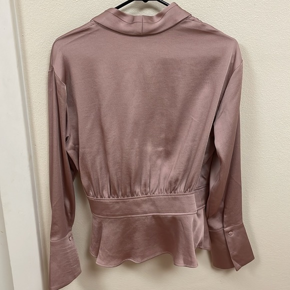 Express V-Neck Long Sleeve Wrap Top Light Mauve Small NWT - Picture 10 of 14